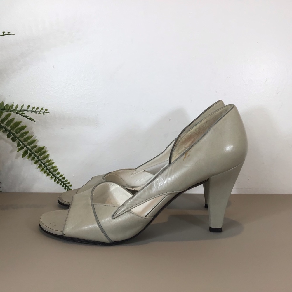 CHRISTIAN DIOR LEATHER TAUPE OPEN TOE VINTAGE HEELS SZ 7.5